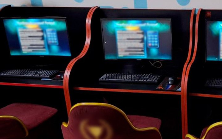 У Києві колишні міліціонери створили мережу нелегальних гральних клубів 