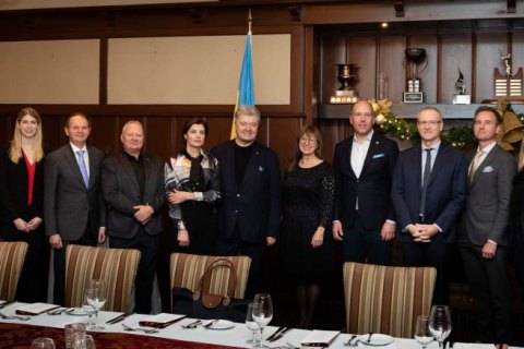 Порошенко встретился с руководством Всемирного Конгресса Украинцев