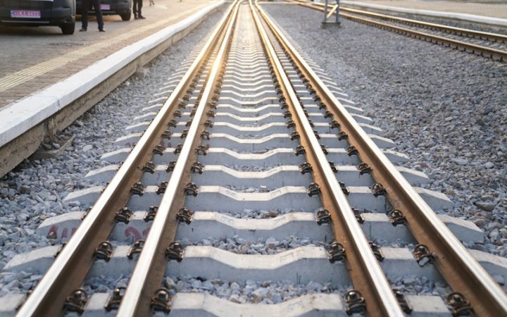 З Ужгорода запустили перші поїзди євроколією до Братислави, Будапешта та Відня