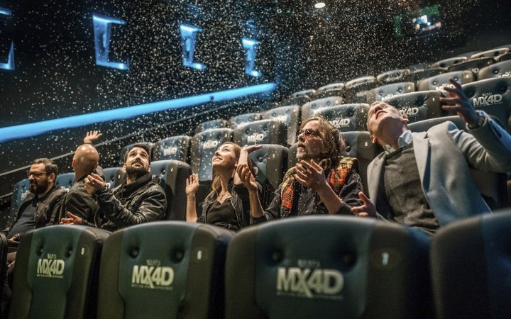 Велика ілюзія: найбільш незвичні способи показувати і дивитися кіно 