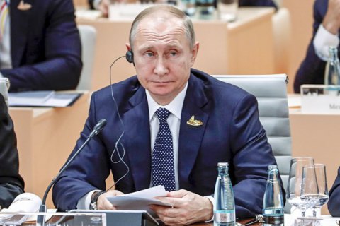​РосЗМІ зробили сюжет про те, як постпред президента Трутнєв вбив муху, що літала біля Путіна