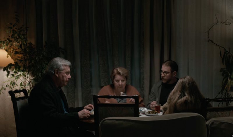 Кадр з фільму «Як розлучитися під час війни».