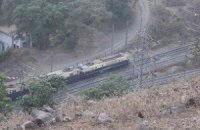 В Індії потяг з людьми врізався в товарний поїзд