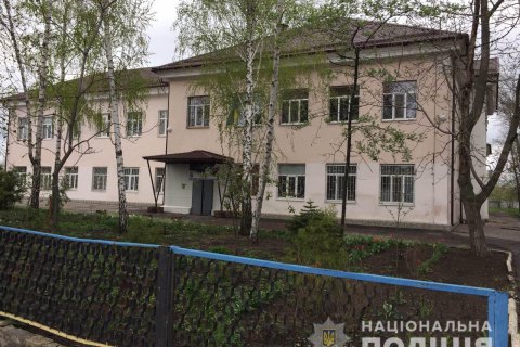 Поліція Мелітополя встановила підлітка, який повідомив про замінування школи