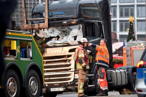 Die Welt: поліція Берліна затримала іншу людину замість водія вантажівки