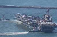 У Південнокитайському морі зазнали аварії винищувач і гелікоптер ВМС США