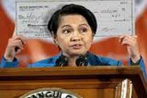 На Филиппинах по обвинению в коррупции арестована бывший Президент страны Глория Арройо