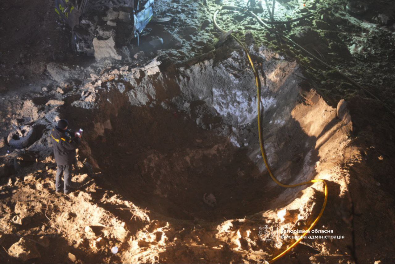 Наслідки російської атаки у Запоріжжі