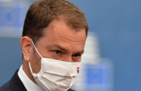 Премьер Словакии готов уйти в отставку из-за скандала с закупкой российской вакцины