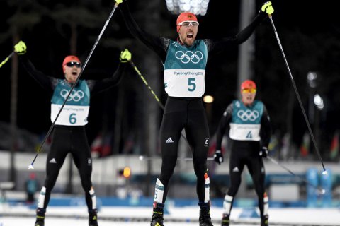 Немцы заняли весь олимпийский пьедестал в лыжном двоеборье