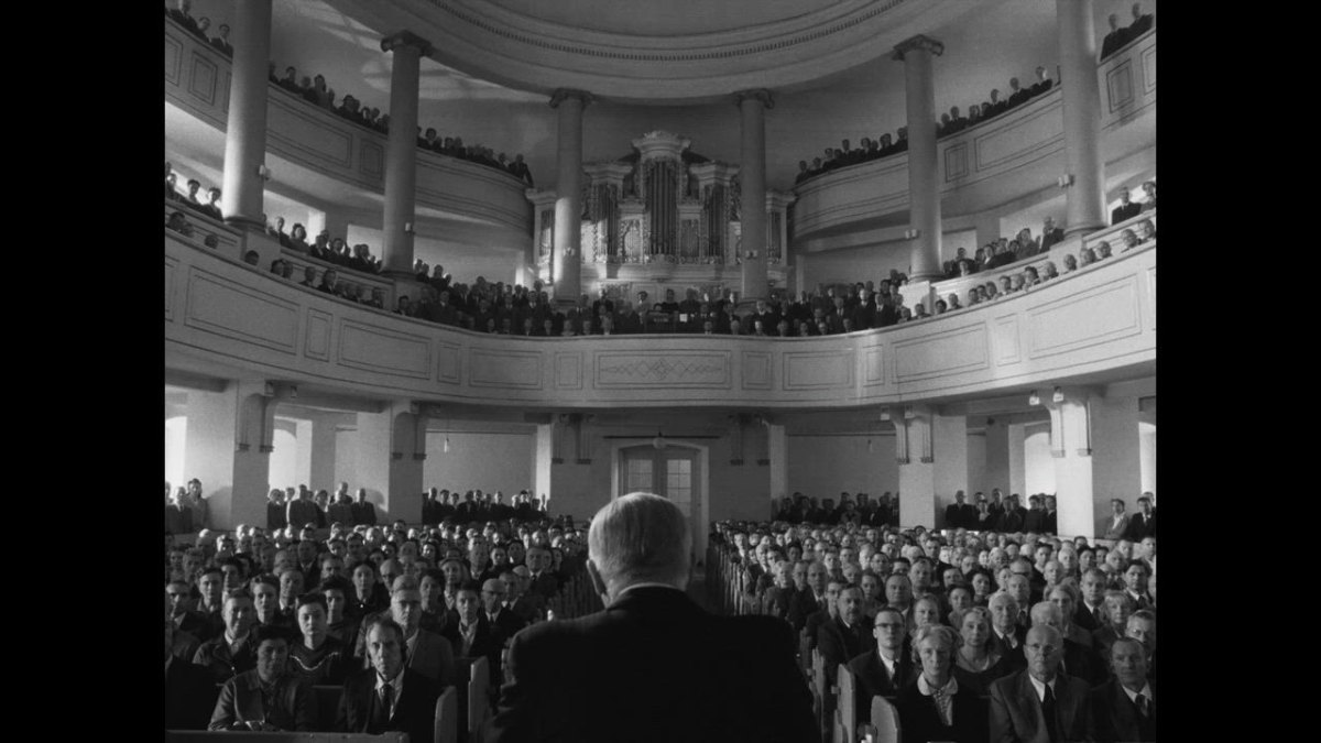 Кадр з фільму «Батьківщина»