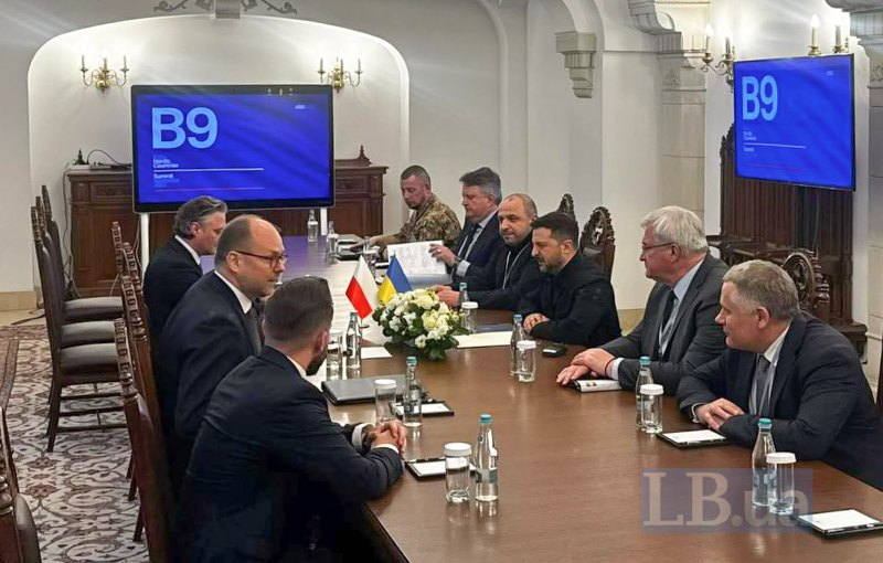 Зустріч українського й польського президентів у Бухаресті 