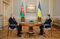 Азербайджан готов обеспечить Украину горючим для посевной