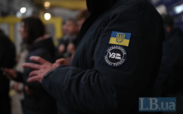 Через удари по мостах на рейси до Кишинева з Одеси і Києва призначили додаткові вагони