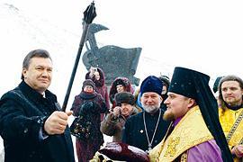 Каждый пятый украинец хочет сильного Януковича