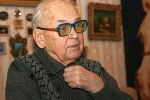 Письменник Дімаров відмовився від врученого Януковичем ордена