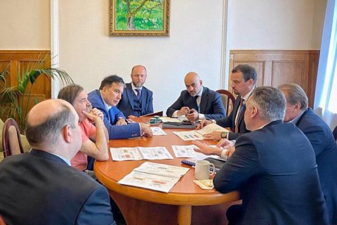 Саакашвили обсудил реформу "Укроборонпрома" с представителями госконцерна