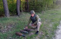 ​Ракеты, мины, гранаты, артснаряды - в Киевской области взрывотехники продолжают обнаруживать опасные находки