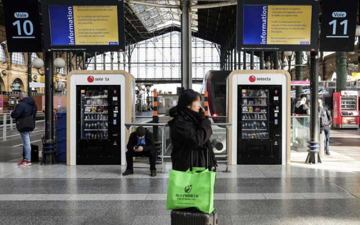 Eurostar скасував усі потяги у Париж через бомбу Другої світової війни, яку знайшли на вокзалі