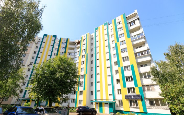 У столиці вже відновили 25 сильно пошкоджених обстрілами будинків, ще на 7 об’єктах тривають роботи