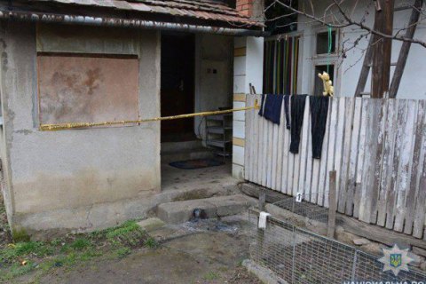 В Закарпатской области умерла женщина, которую кипятком облил пьяный сожитель