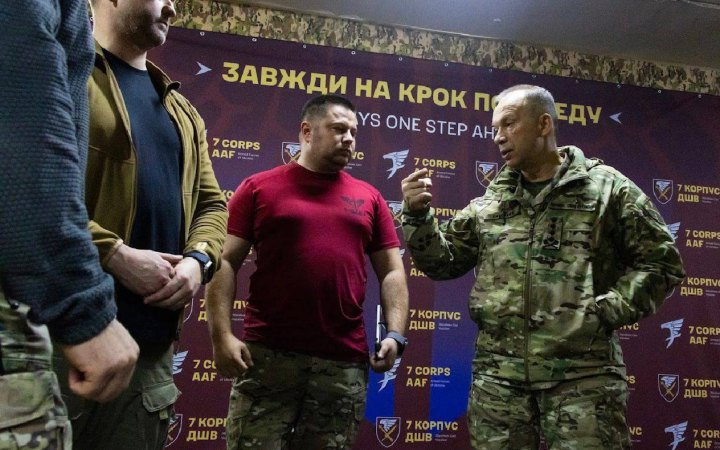 Сирський відвідав Покровський напрямок і наголосив командирам на недопустимості викривлення інформації у доповідях