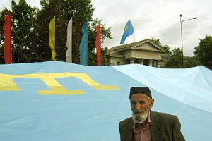 Поклонська заборонила мітинги кримських татар