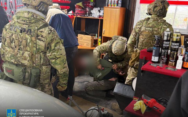На Буковині викрили іноземця, який за $10 тис. пропонував уникнути мобілізації