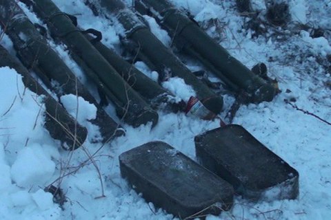 В Запорожской области нашли тайник с гранатометами и патронами