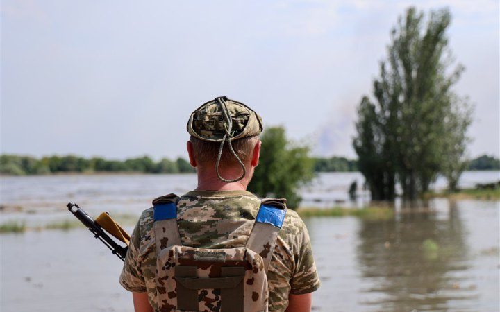 Попри повінь і евакуацію населення росіяни продовжують обстрілювати правобережжя Херсонщини, – Гуменюк