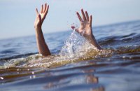 В Запорожской области двое подростков утонули при попытке сделать селфи