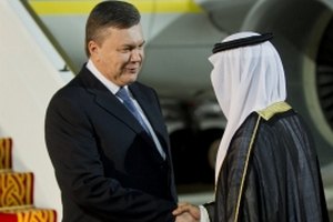 Янукович пригласил в Украину президента ОАЭ 