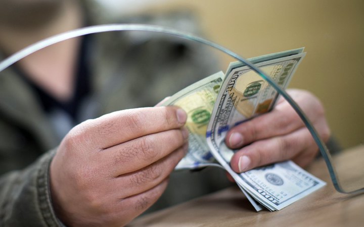 За 2022 рік в Україні знизився оборот готівки у касах банків - портал новин  LB.ua
