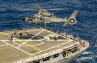 Франция отправила вертолеты против Каддафи
