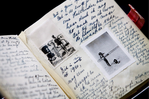 У Франції у вільний доступ виклали щоденник Анни Франк