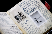 Во Франции в свободный доступ выложили дневник Анны Франк