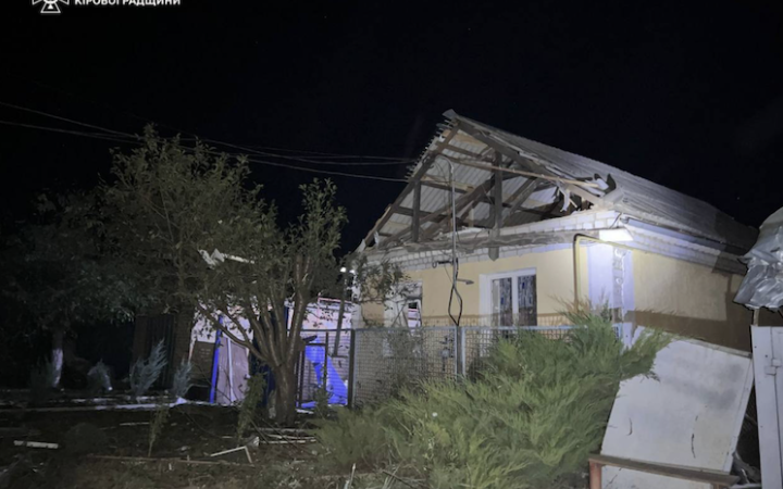 У Знам'янці росіяни пошкодили десятки будинків, є поранені (доповнено)