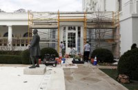 Білий дім пропонує створити новий центр перевірки відвідувачів для доступу на територію