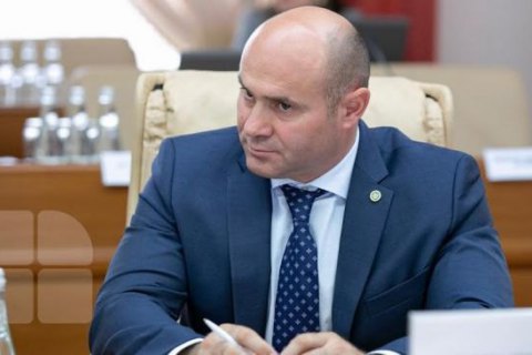 Міністр внутрішніх справ Молдови вдруге заразився коронавірусом