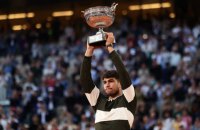 Алькарас переміг Сіннера у 5-годинному фіналі Ролан Гарросу 