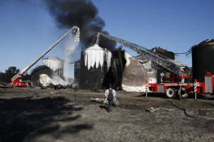 На нефтебазе под Васильковом снова начался пожар