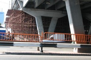 Прокуратура закрывает секонд-хенд под Шулявским мостом