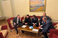 Україна і лідери Європи опублікували спільну заяву: бої мають припинитися на поточних лінях фронту