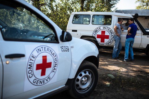 Червоний Хрест потрапив до українських заручників в Макіївці і Донецьку