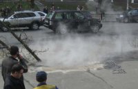 В Киеве ребенок провалился в яму с кипятком