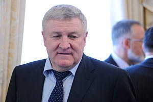 Бывший министр обороны Ежель укрылся от ГПУ в минском госпитале