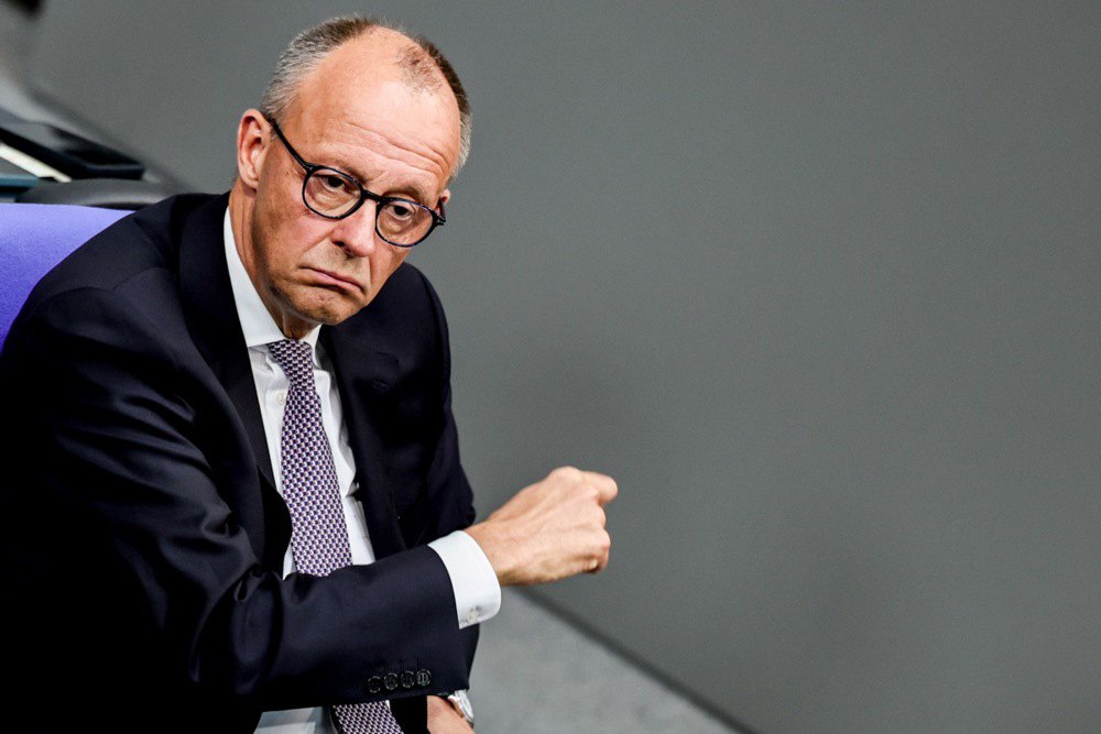 Канцлер Німеччини Фрідріх Мерц виступає на засіданні Бундестагу, 24 червня 2025 року.