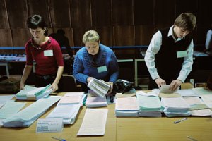 На дільницях у Донецькій області зникло світло