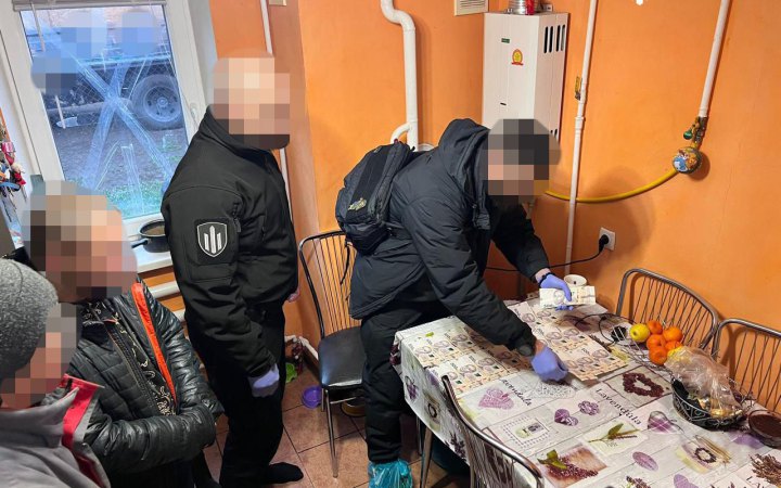 У Краматорському районі затримали підозрюваного у збуті наркотиків військовослужбовцям