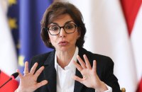 Міністерка культури Франції постане перед судом у корупційній справі